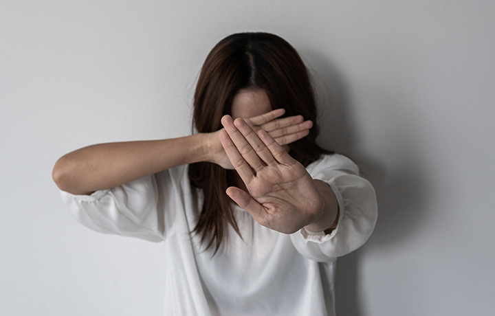 «Перестань быть жертвой». Аудиопрограмма (электронная версия) фото 1 — mindmachine.ru