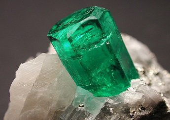 ИЗУМРУД. Кристаллическая биоэнергетическая эссенция — mindmachine.ru