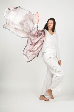 Шёлковый платок «Туманная Дракония» — mindmachine.ru